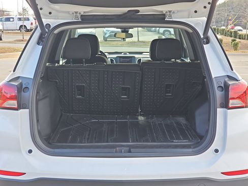 Used 2023 Chevrolet Equinox LT image 15