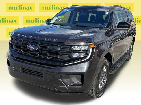 Certified 2025 Ford Expedition Max Active image 10
