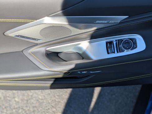 Used 2023 Chevrolet Corvette Stingray Premium Cpe w/ Z51 Performance Package image 47