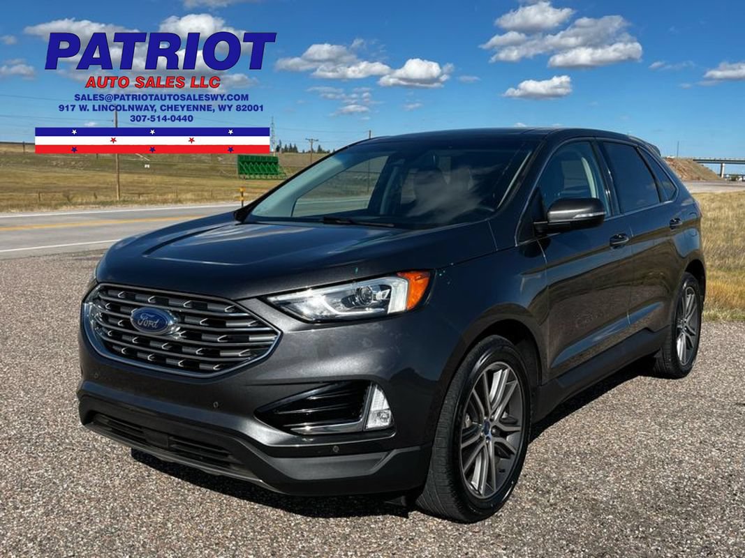 Used 2020 Ford Edge Titanium w/ Class II Trailer Tow Package AWD/4WD image 1