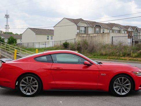 Used 2016 Ford Mustang GT Premium RWD image 6