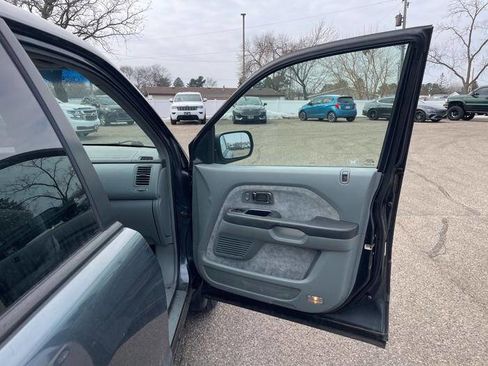 Used 2005 Honda Pilot EX image 31