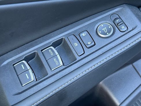 Used 2025 Honda Accord Sport image 13