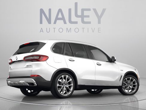 Used 2023 BMW X5 xDrive45e w/ Executive Package AWD/4WD image 5