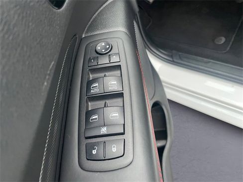 Used 2024 Dodge Durango GT image 17