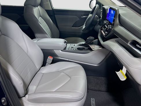 New 2026 Toyota Highlander XLE AWD/4WD image 29