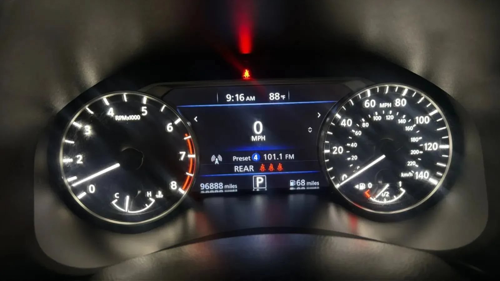 Used 2023 Nissan Altima 2.5 SR FWD image 12