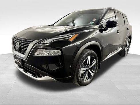 Used 2023 Nissan Rogue Platinum w/ Platinum Premium Package image 4