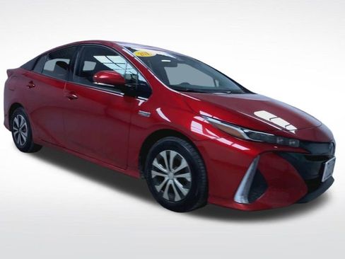 Used 2017 Toyota Prius Prime Plus image 17