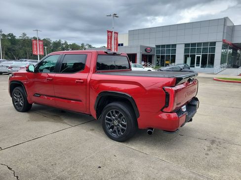 Used 2024 Toyota Tundra Platinum AWD/4WD image 3