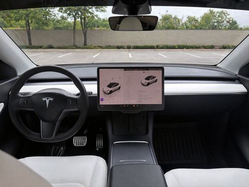 Used 2022 Tesla Model Y Performance AWD/4WD image 45