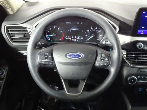 Used 2020 Ford Escape SE image 23
