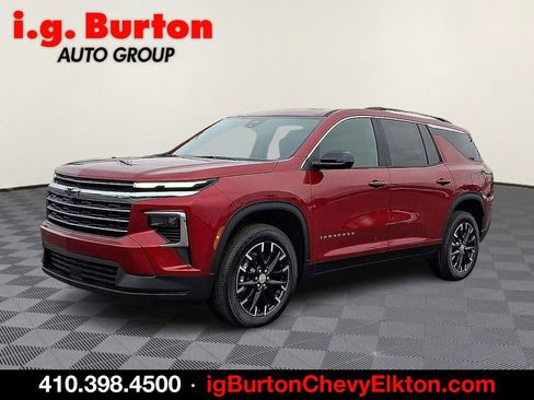 New 2026 Chevrolet Traverse LT w/ Sun and Wheel Package AWD/4WD image 2