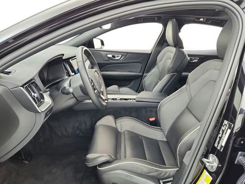 Certified 2024 Volvo S60 B5 Plus image 25