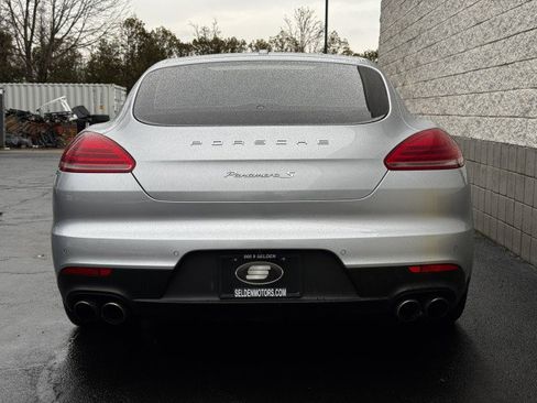 Used 2014 Porsche Panamera S image 15