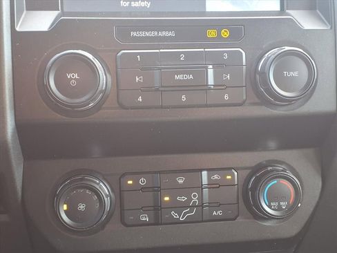 Used 2019 Ford F250 XL w/ STX Appearance Package image 6