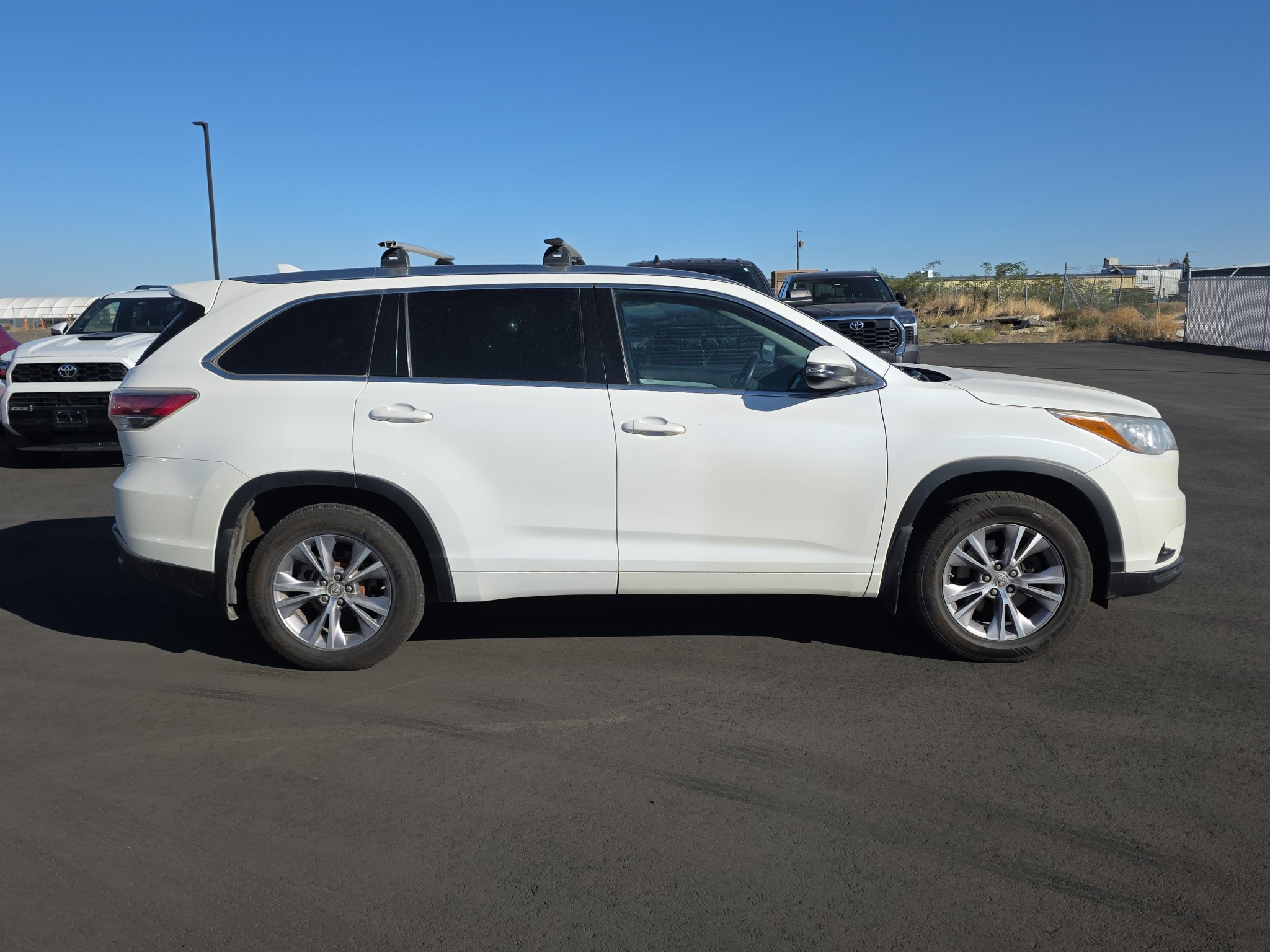Used 2015 Toyota Highlander XLE AWD/4WD image 9
