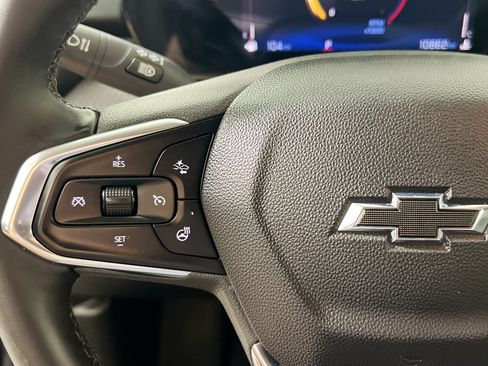 Used 2025 Chevrolet Trax ACTIV w/ Sunroof Package FWD image 18