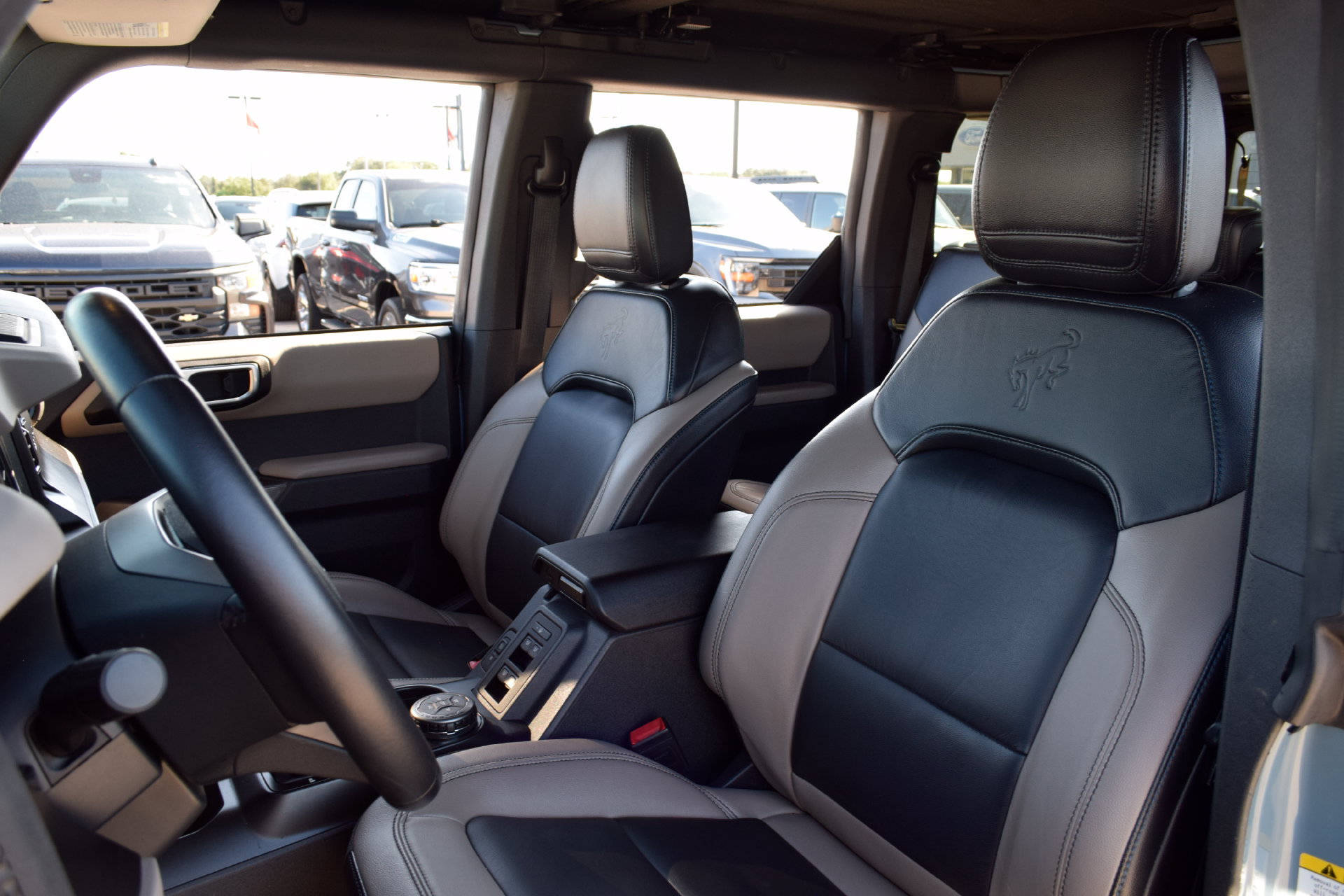 Certified 2023 Ford Bronco Wildtrak AWD/4WD image 17
