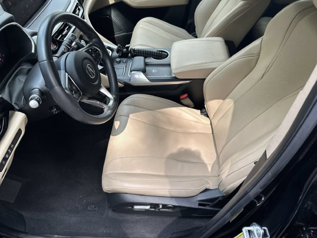 Used 2023 Acura MDX w/ Technology Package FWD image 13