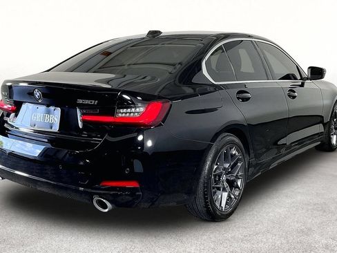 Used 2026 BMW 330i xDrive Sedan AWD/4WD image 4