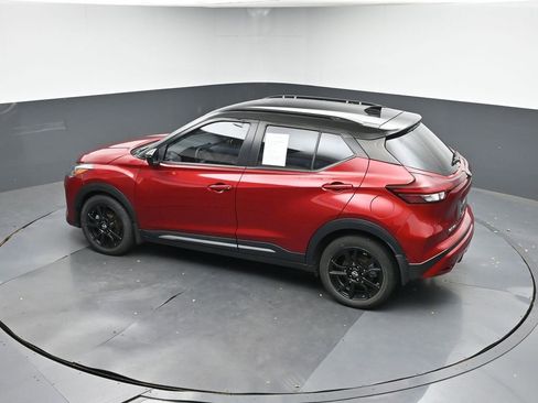 Used 2023 Nissan Kicks SR w/ SR Premium Package image 37