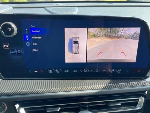 New 2026 Chevrolet Traverse High Country w/ LPO, Floor Liner Package FWD image 12