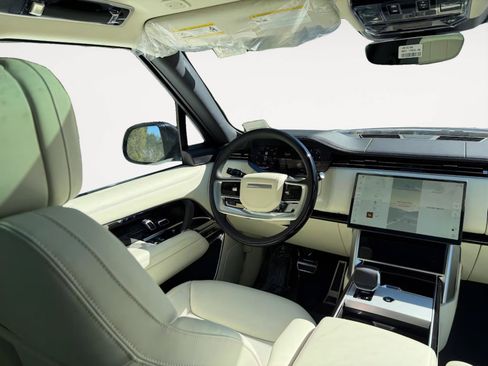 New 2026 Land Rover Range Rover SE AWD/4WD image 8