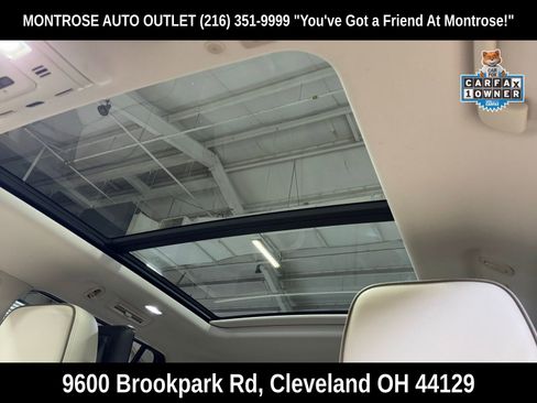 Used 2021 GMC Yukon Denali w/ Denali Premium Package image 30