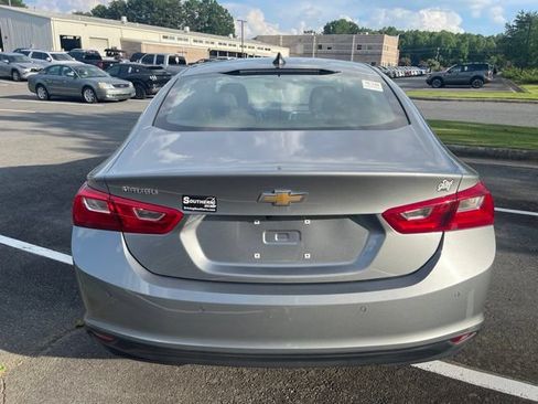 Used 2024 Chevrolet Malibu LS FWD image 4