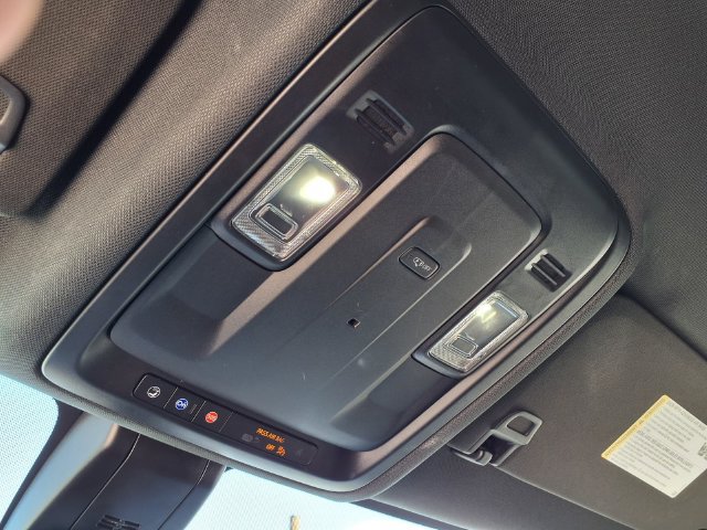 Used 2022 GMC Yukon XL SLE AWD/4WD image 29