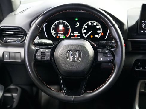 Used 2023 Honda Pilot Sport image 25