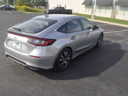 Used 2023 Honda Civic EX-L image 7