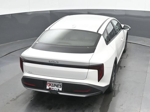 Used 2025 Kia K4 FWD image 31