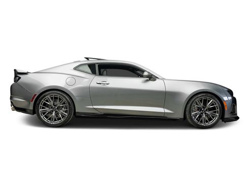 Used 2022 Chevrolet Camaro ZL1 RWD image 28