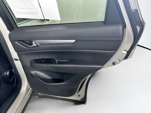 Used 2024 MAZDA CX-5 AWD 2.5 S w/ Select Package image 29