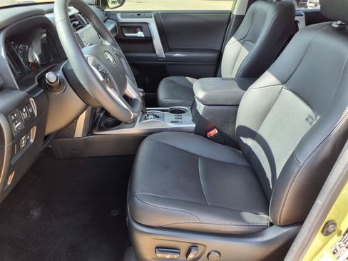 Used 2023 Toyota 4Runner TRD Sport AWD/4WD image 13