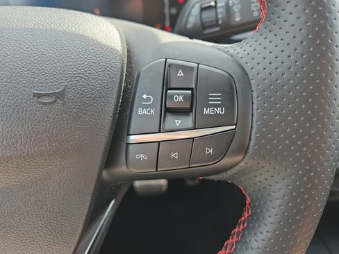 Used 2023 Ford Escape ST-Line w/ Tech Pack #1 AWD/4WD image 15