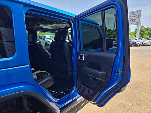 Used 2022 Jeep Wrangler Unlimited Rubicon w/ Trailer Tow Package AWD/4WD image 87