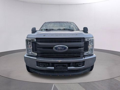 Used 2018 Ford F250 XL w/ Power Equipment Group AWD/4WD image 8