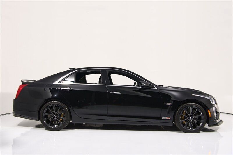 Used 2018 Cadillac CTS V w/ Carbon Fiber Package RWD image 13