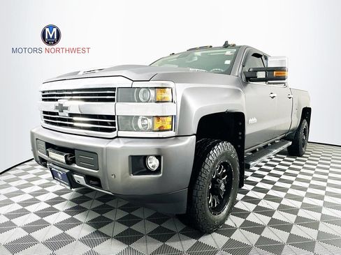 Used 2017 Chevrolet Silverado 3500 High Country image 1