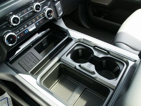 New 2025 Ford F250 Lariat w/ Lariat Ultimate Package image 34