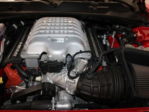 Used 2020 Dodge Challenger SRT Hellcat RWD image 35