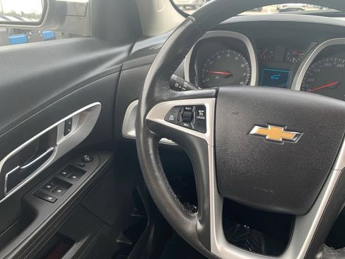 Used 2017 Chevrolet Equinox LT w/ Convenience Package FWD image 10