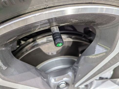 Used 2023 Acura RDX Advance Package image 12