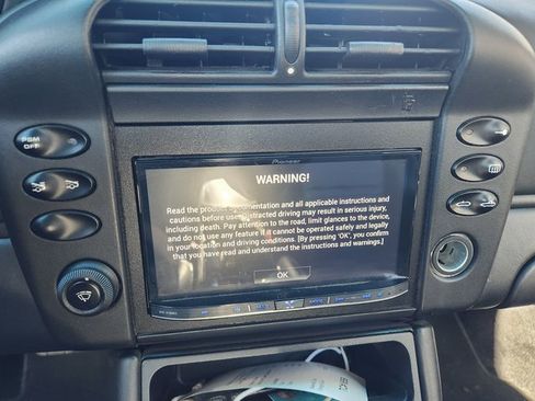 Used 2004 Porsche 911 Turbo image 13