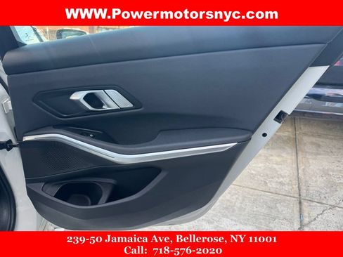 Used 2021 BMW 330i xDrive Sedan w/ Convenience Package AWD/4WD image 26
