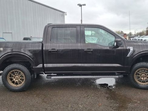 Used 2021 Ford F150 Lariat image 6