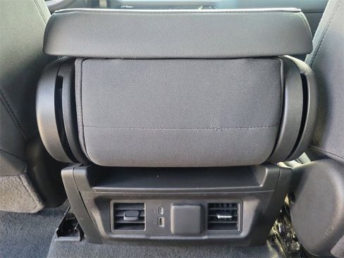 Used 2022 Chevrolet Silverado 1500 LT image 13